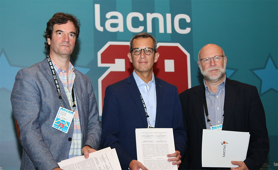 Internet Society, LAC-IX y LACNIC firman acuerdo para promover actividades de desarrollo de los puntos de intercambio de tráfico regionales
